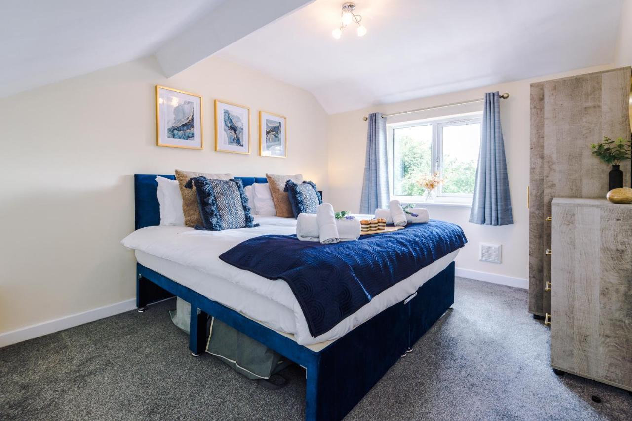 Charming 3-Bed Cottage In Chester, Ideal For Families & Workers, Free Parking - Sleeps 7 Exterior foto