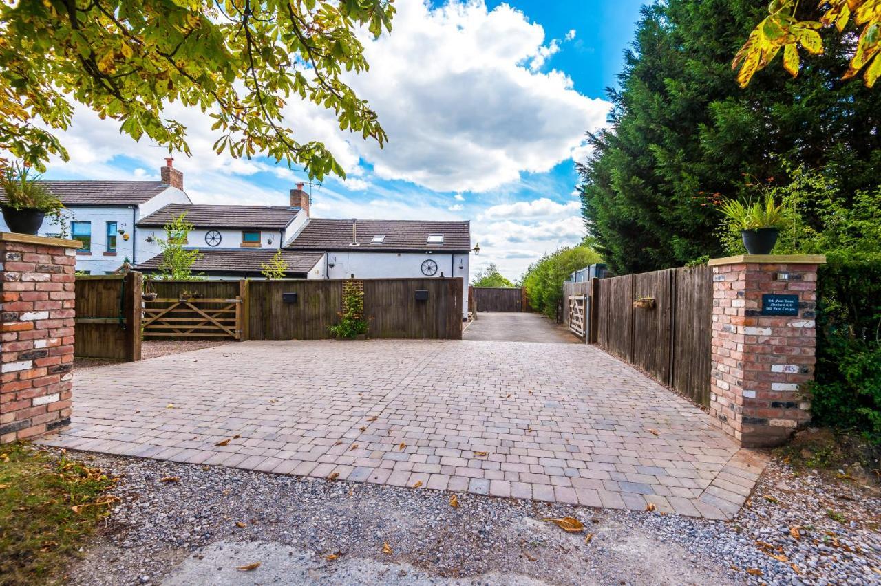 Charming 3-Bed Cottage In Chester, Ideal For Families & Workers, Free Parking - Sleeps 7 Exterior foto